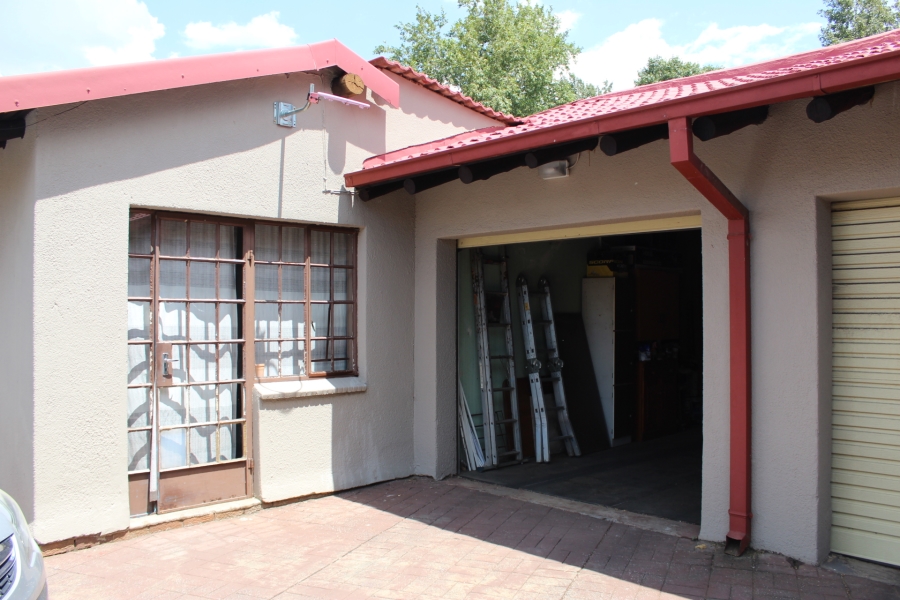 4 Bedroom Property for Sale in Vaalpark Free State